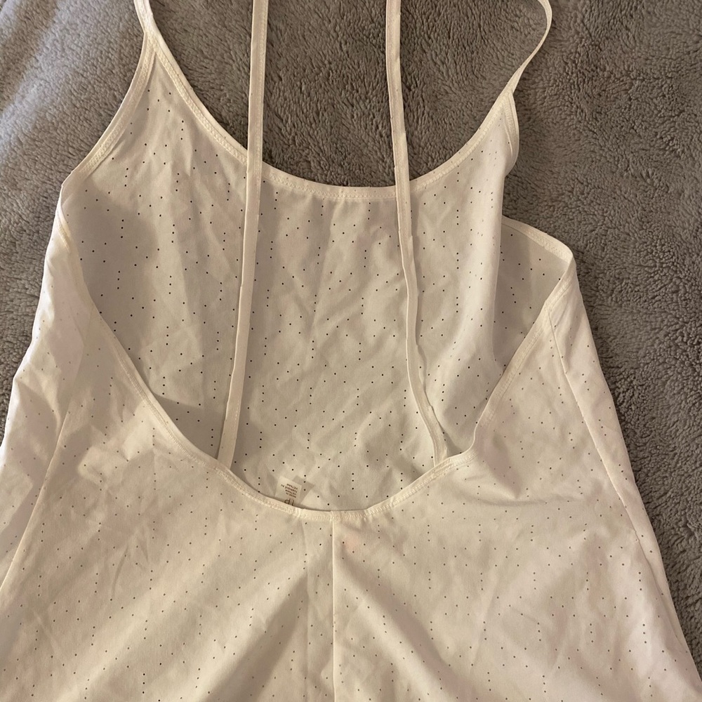 Workout tank - Picture 2 of 4